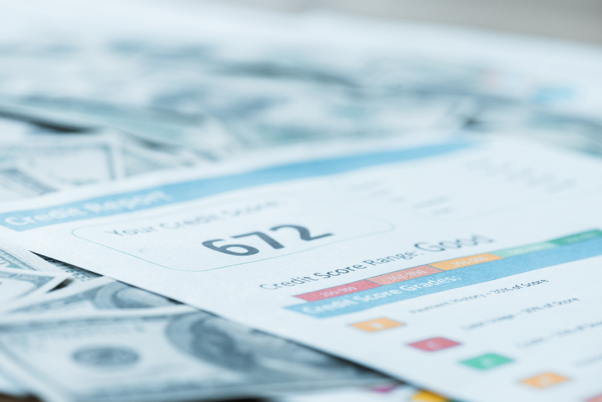 selective-focus-of-paper-with-credit-score-letteri-2024-11-18-22-22-17-utc